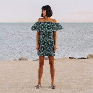 Baum Und Pferdgarten Alice Geo Print Off Shoulder Mini Dress Green/Blue‎